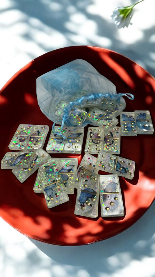 Epoxy resin dominoes board games