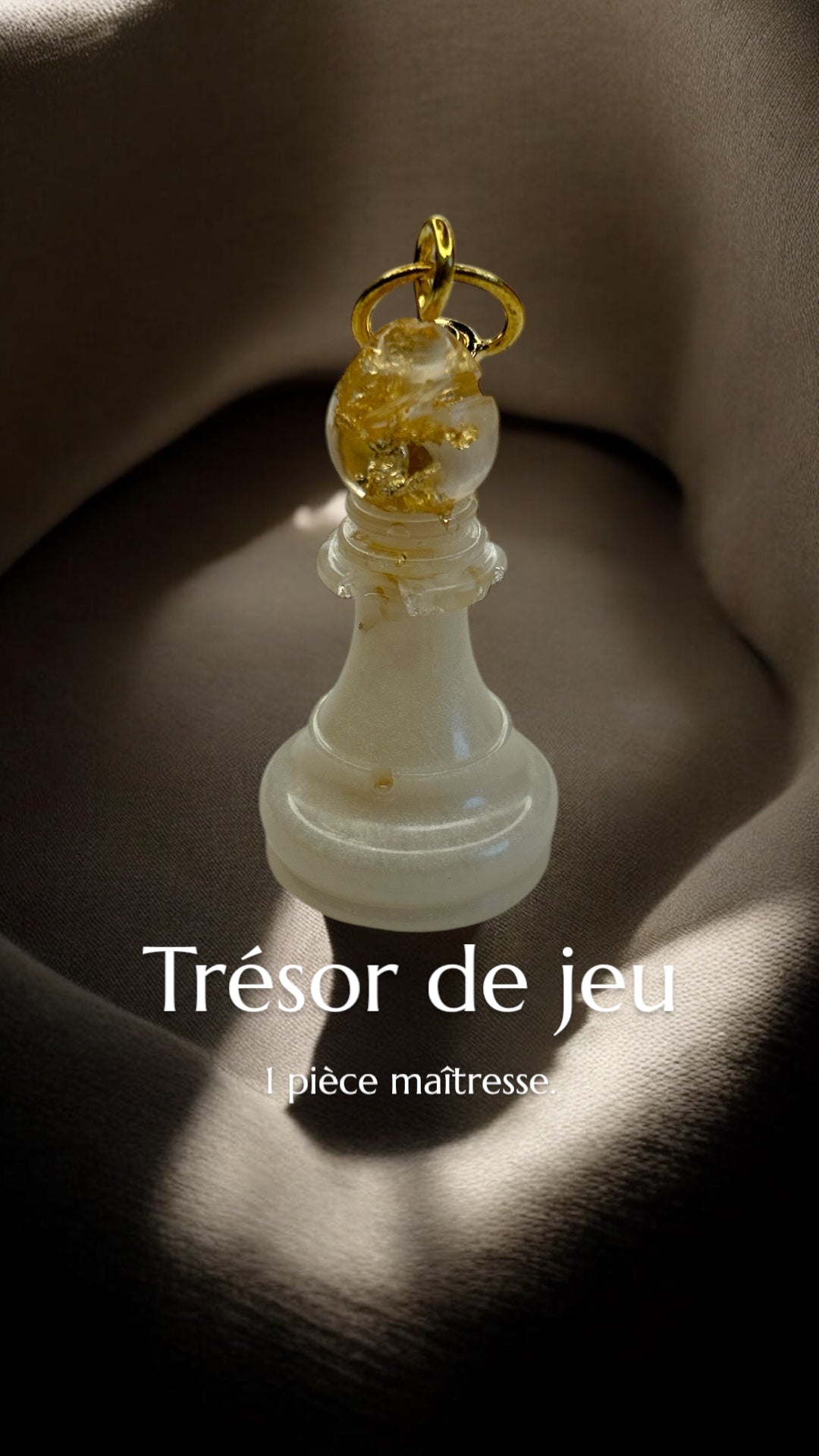 Porte-clés d'échecs avec des feuilles d'Or 18 Carats en résine époxy