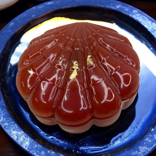Large epoxy resin shell jewelry box