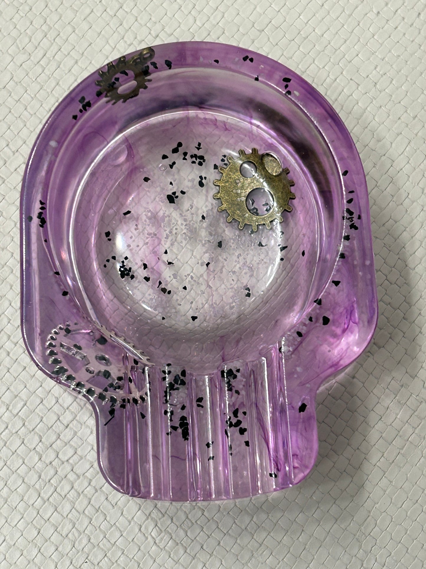Cendrier tête de mort en résine Epoxy
