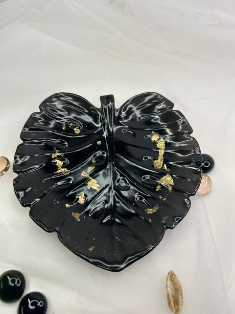Feuille de Monstera vide-poche en résine époxy
