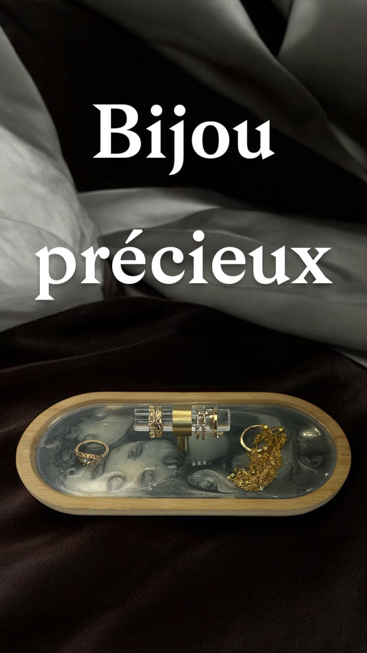 Présentoir à bagues, présentoir à bijoux Bois et résine époxy