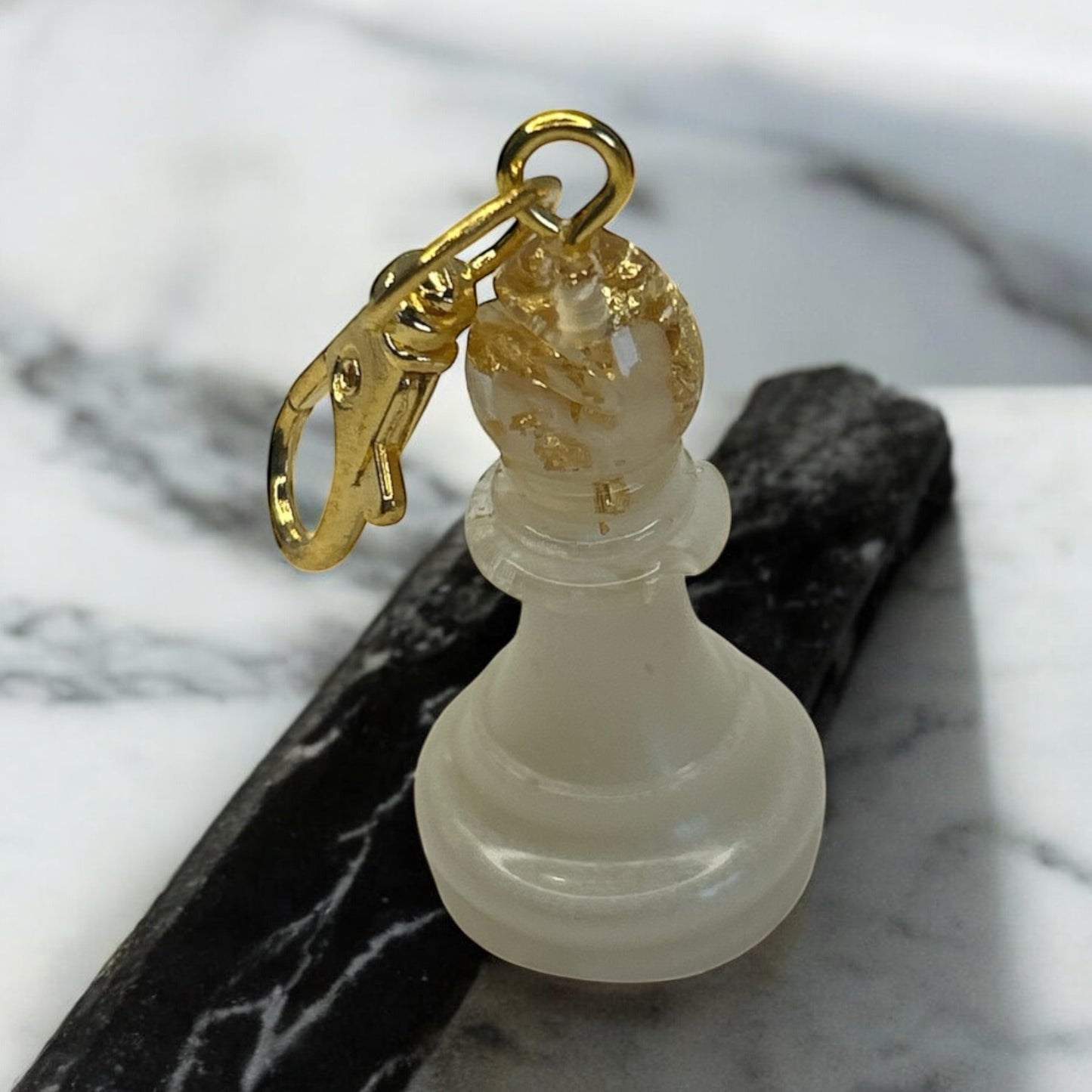 Porte-clés d'échecs avec des feuilles d'Or 18 Carats en résine époxy