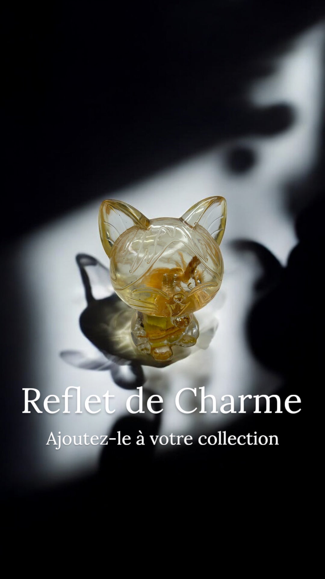 Figurine Chat avec des fleures séchées en résine époxy