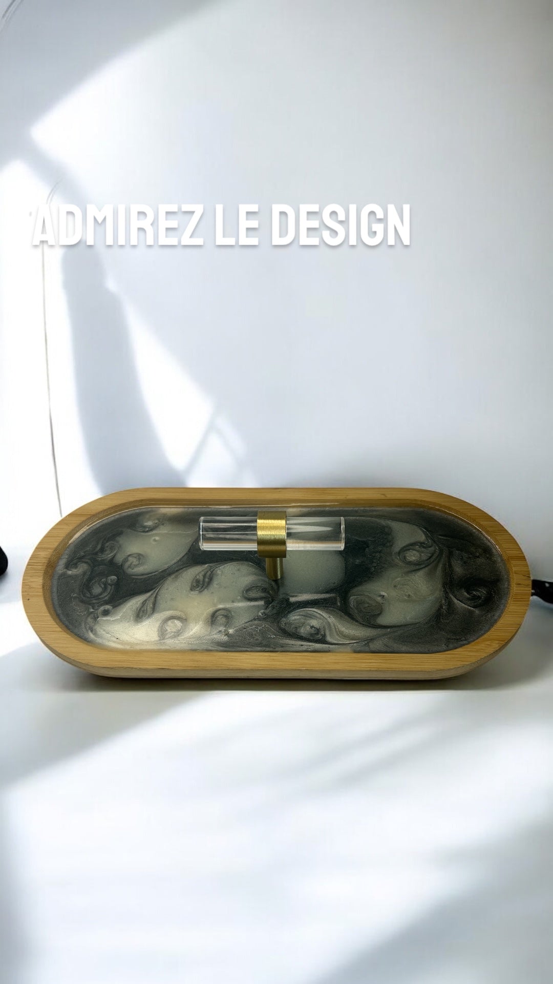 Présentoir à bagues, présentoir à bijoux Bois et résine époxy