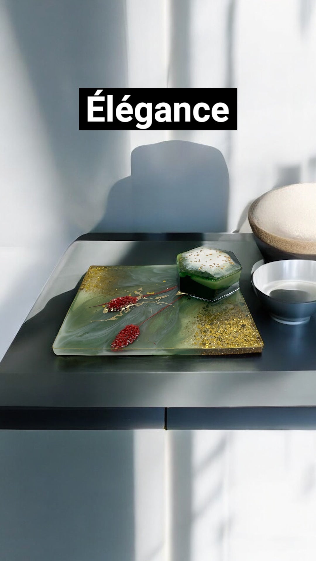 Plateau rectangle, fleurs séchées en résine époxy