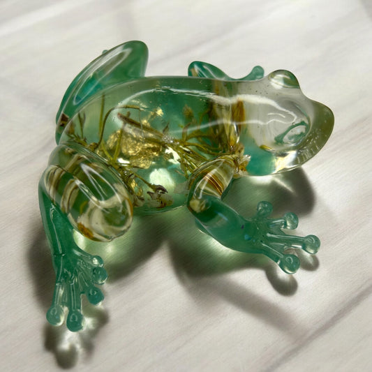 Figurine Grenouille en résine époxy