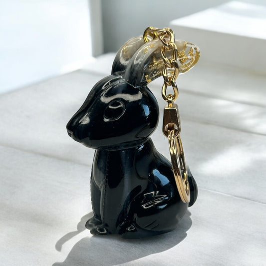 Figurine Lapin avec des Feuilles d'Or 18 Carats en résine époxy