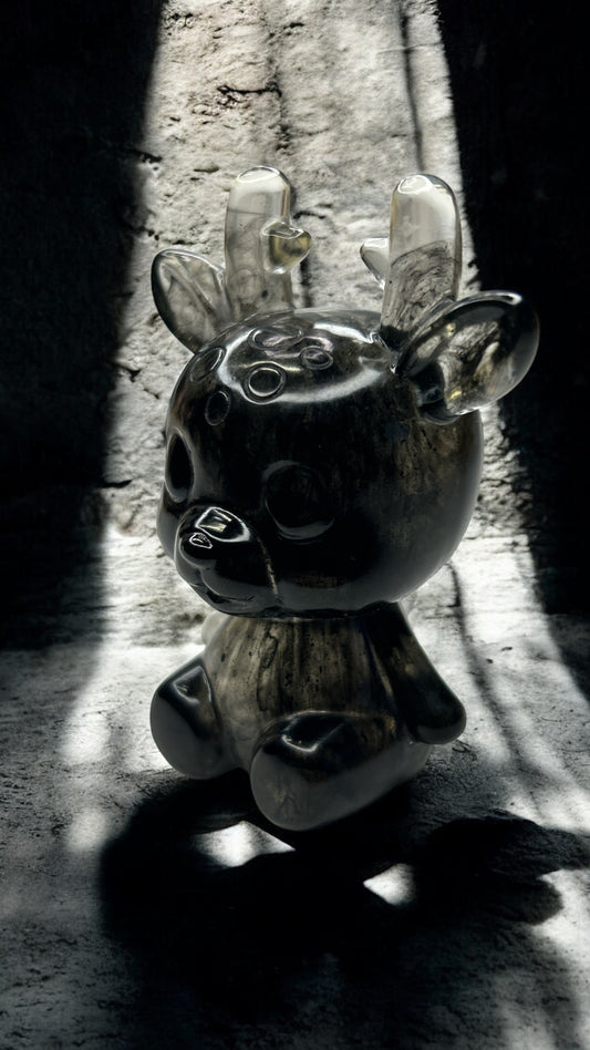 Figurine Biche Noir en résine époxy