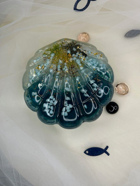 Grande boîte à bijoux coquillage en résine époxy