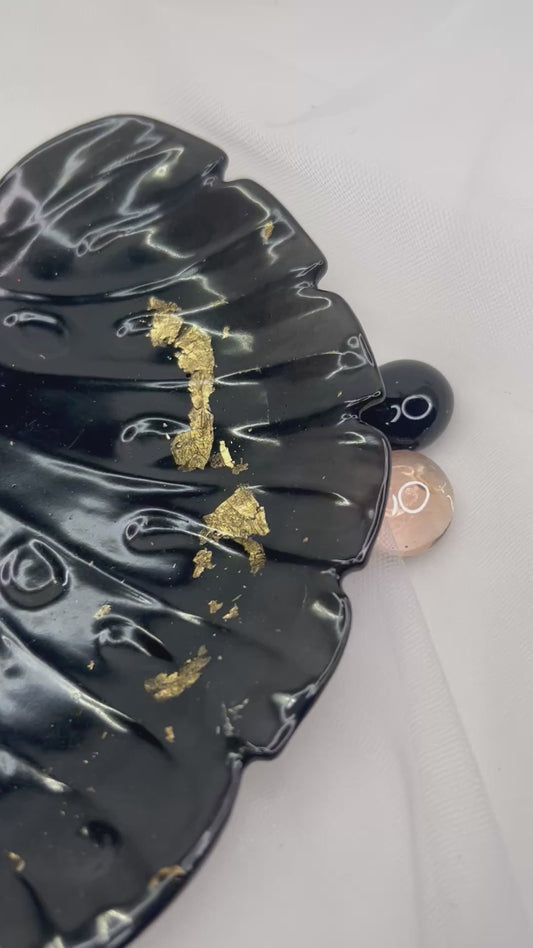 Feuille de Monstera vide-poche en résine époxy