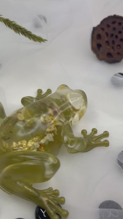 Figurine Grenouille en résine époxy